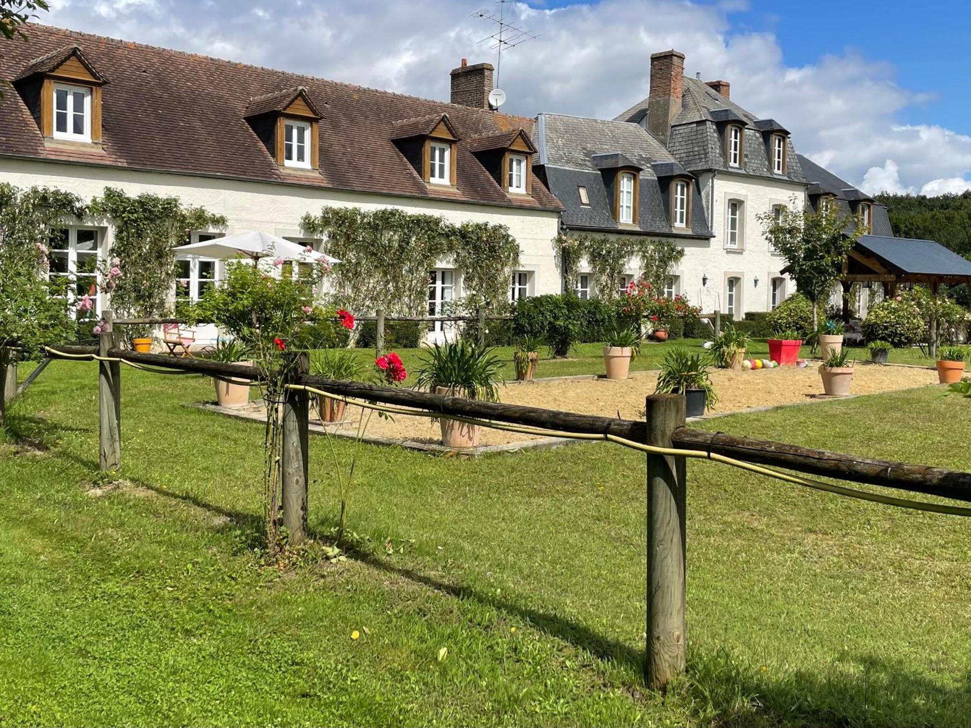 Maison De Famille Pres De Montargis - Elegance Et Confort En Foret - Fr-1-590-354 Paucourt Экстерьер фото